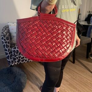 Stunning!! patricia Nash Woven Red leather bag!